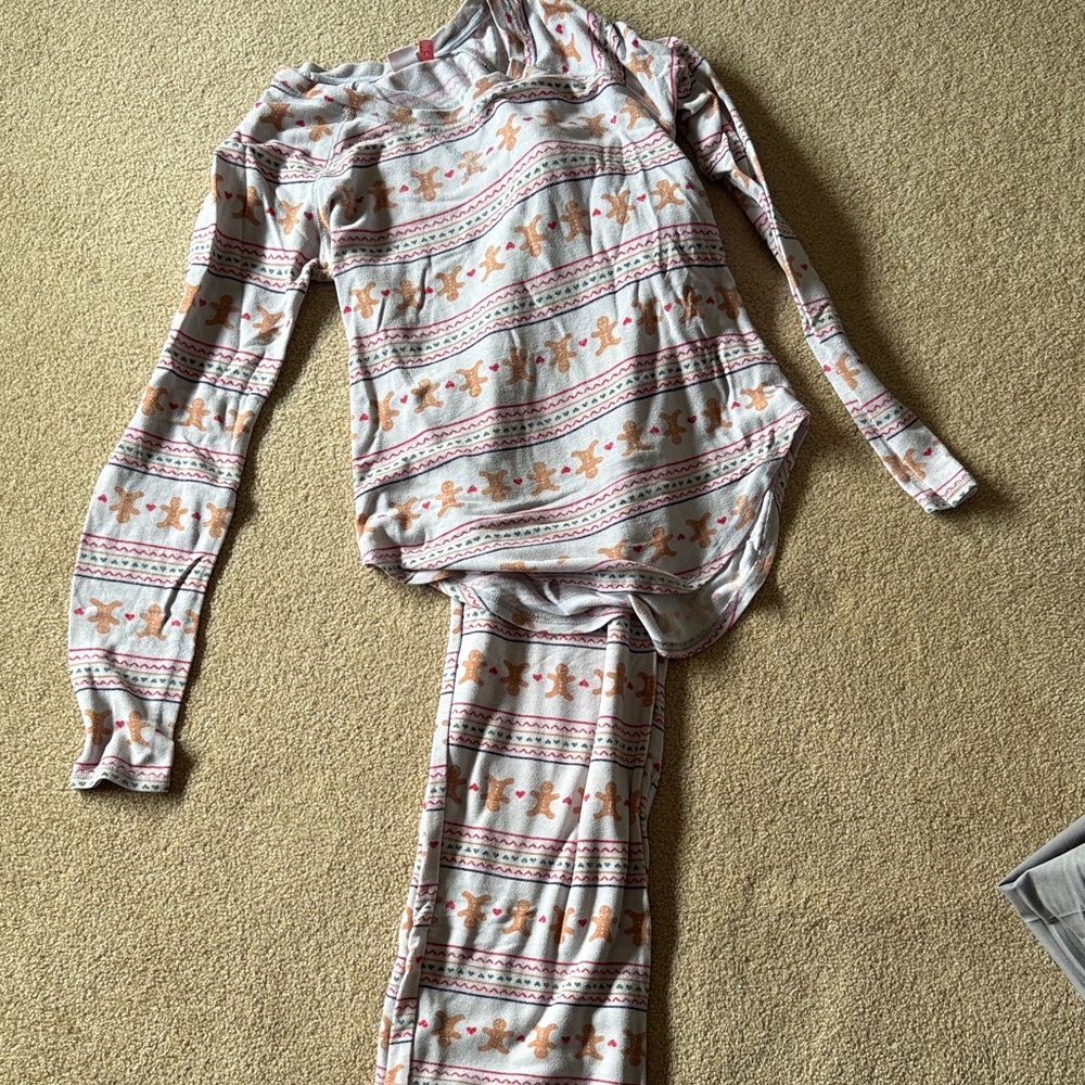 Make + Model Festive Gingerbread Pajama Set